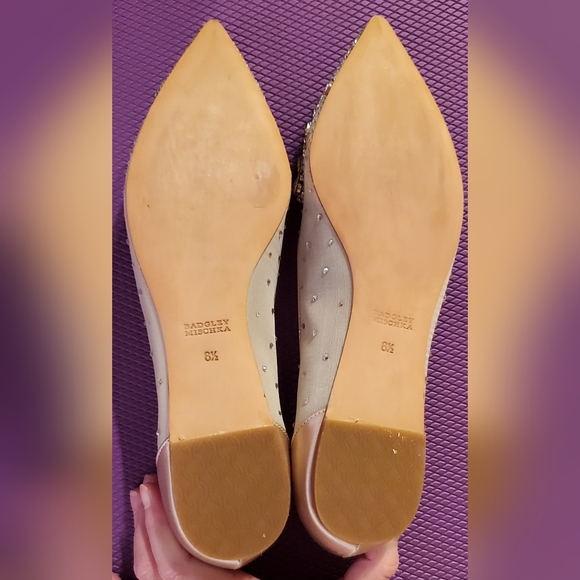Badgley Mischka Flats size 8 1/2, Ivory - Picture 2 of 6